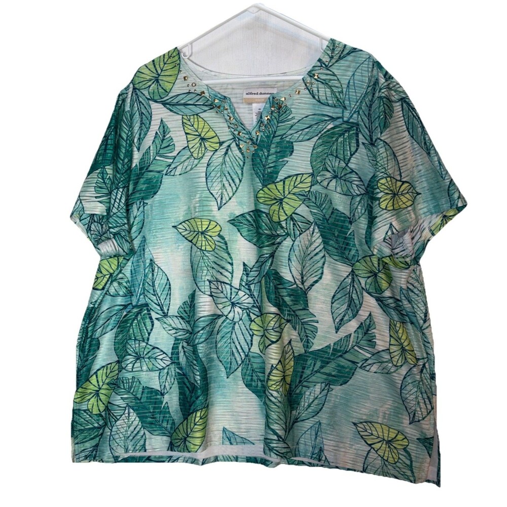 Alfred Dunner Women’s Leaf Green tops 2x short sleeve button